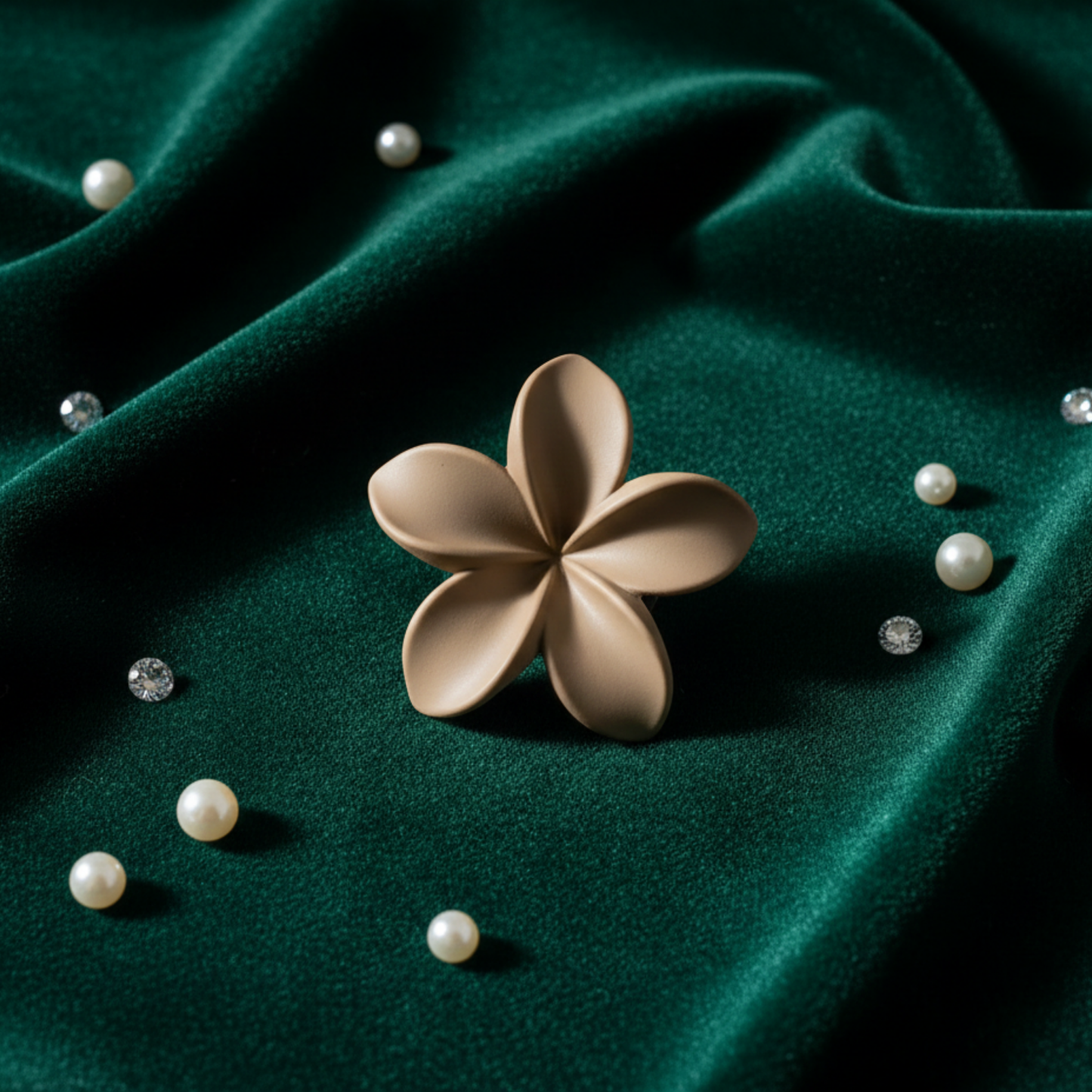 Petal Grace Hair Clutcher