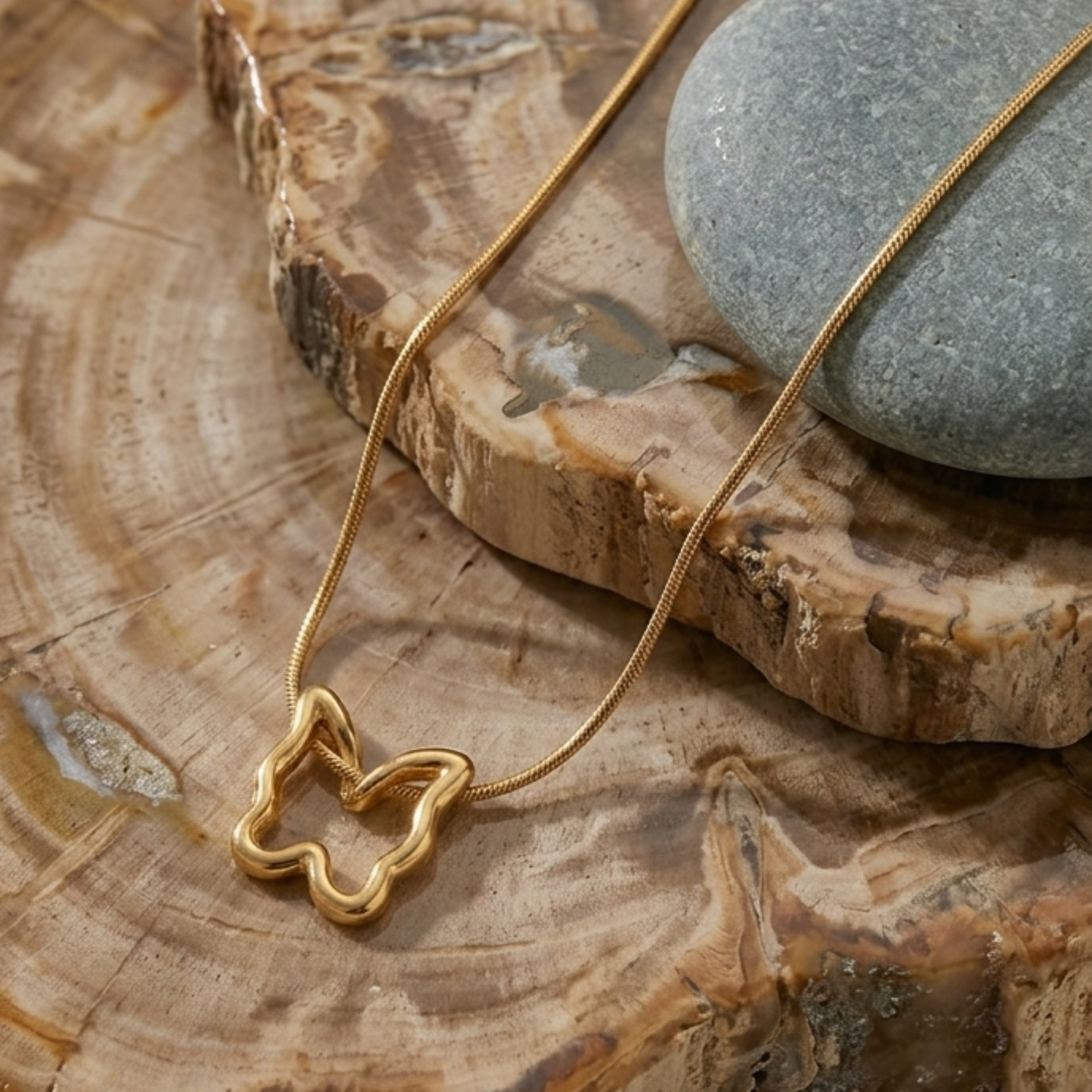 Hollow Butterfly Charm Pendent Set
