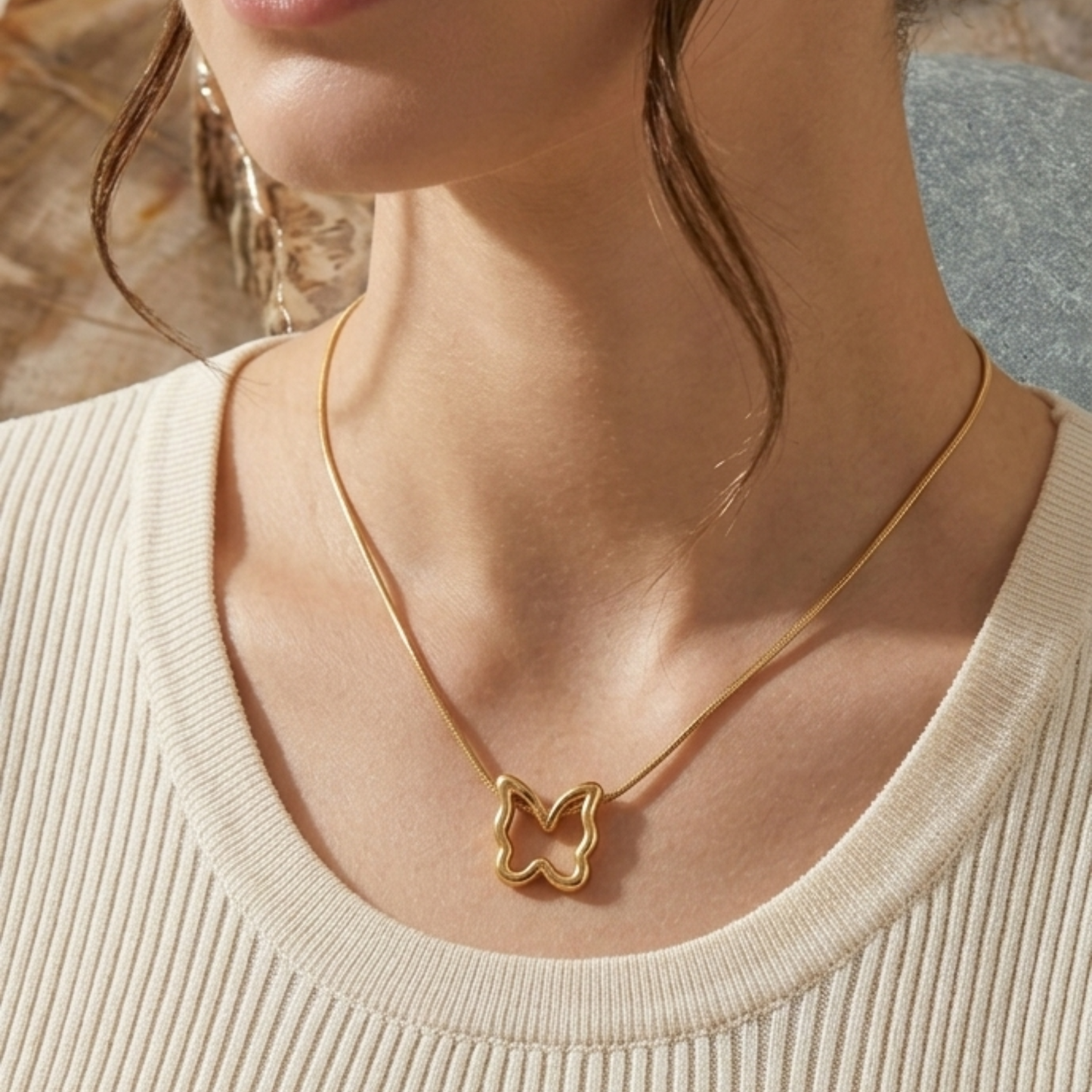 Hollow Butterfly Charm Pendent Set
